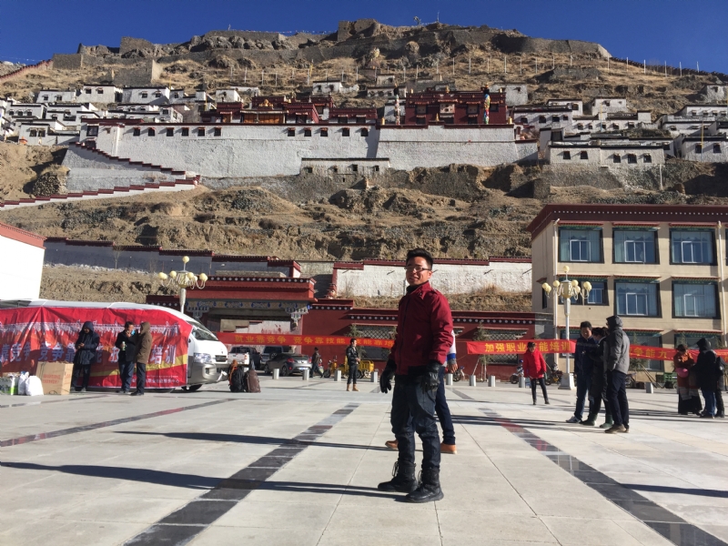 转身的第七张照片--九江相亲服务中心