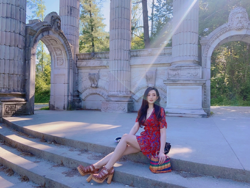 瑜瑜的第一张照片--九江相亲服务中心