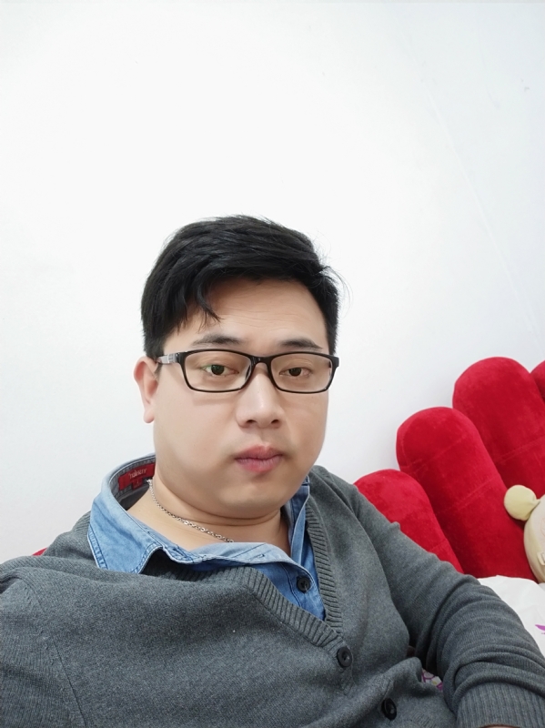 何必在亿的第一张照片--九江相亲服务中心