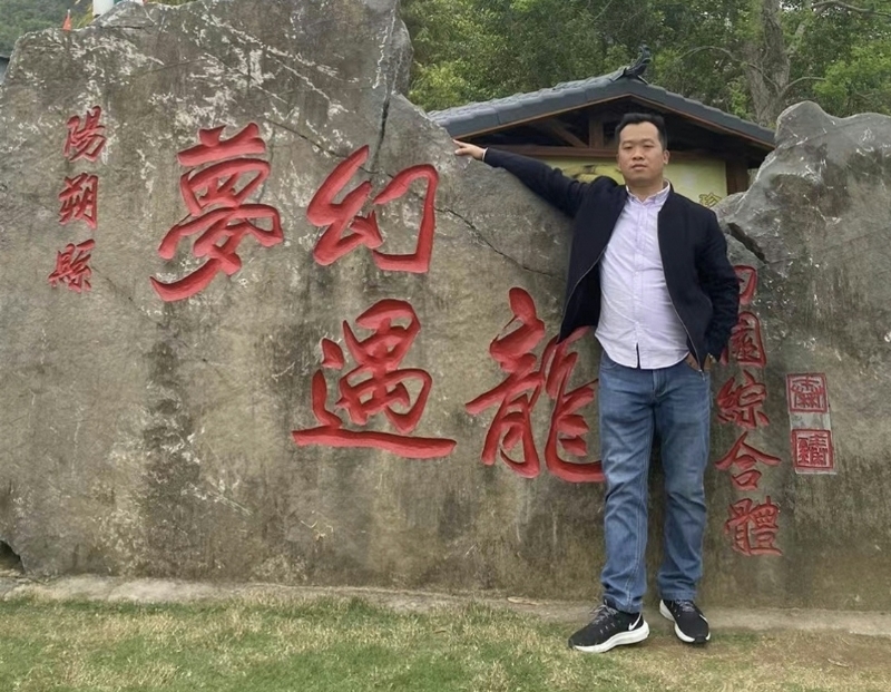 快乐每一天的第一张照片--九江相亲服务中心