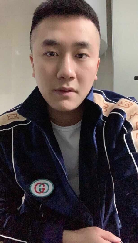 凌毅的第一张照片--九江相亲服务中心