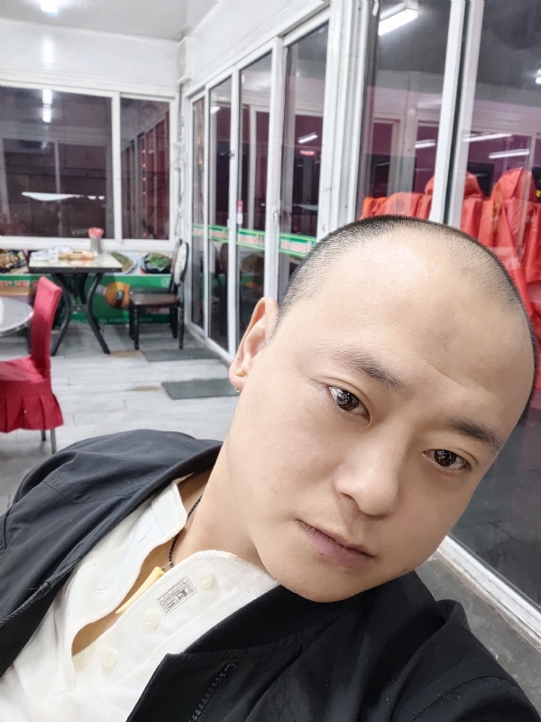 大连相亲的第一张照片--九江相亲服务中心