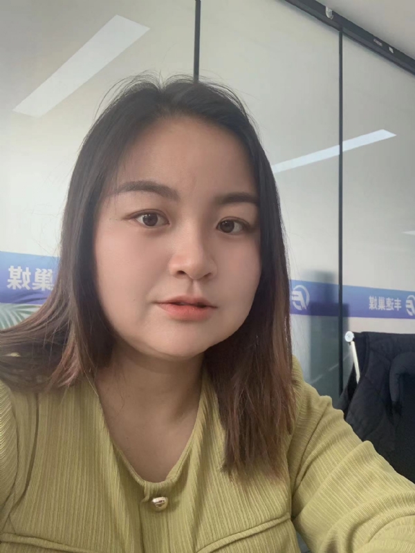 唐秋满的第一张照片--九江相亲服务中心