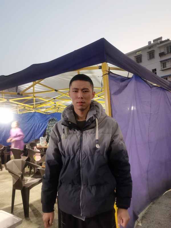 谁谁谁的第一张照片--九江相亲服务中心