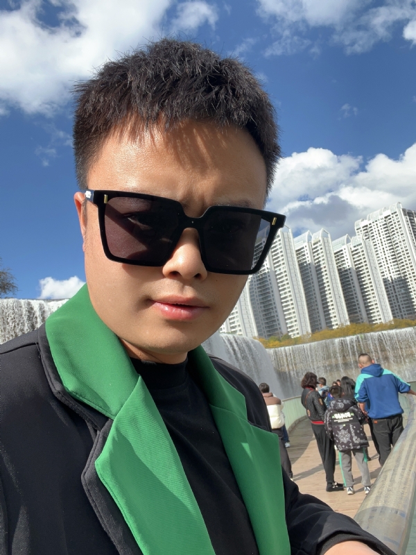 子阳的第一张照片--九江相亲服务中心