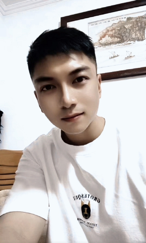 正直的火焰的第一张照片--九江相亲服务中心