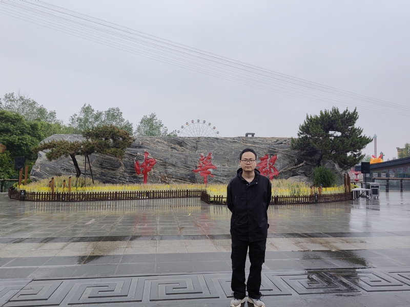 苏宾的第一张照片--九江相亲服务中心