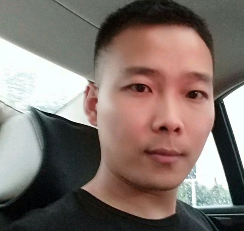 李先生的第二张照片--九江相亲服务中心