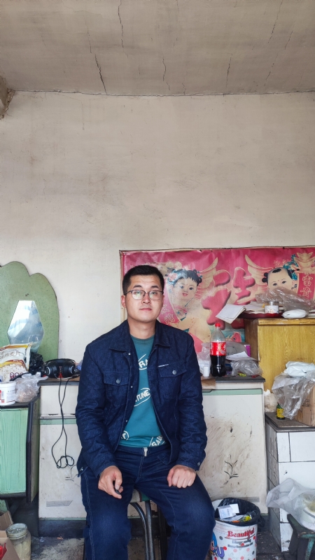 单身小王的第一张照片--九江相亲服务中心