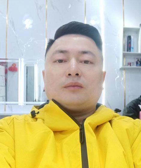 曾哥的第一张照片--九江相亲服务中心