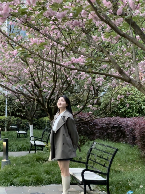 方方方的第二张照片--九江相亲服务中心