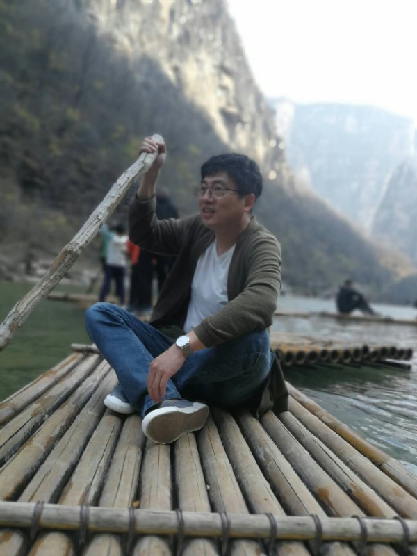 风被吹走了的第一张照片--九江相亲服务中心