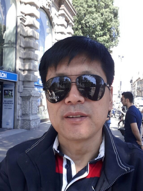 春风的第一张照片--九江相亲服务中心