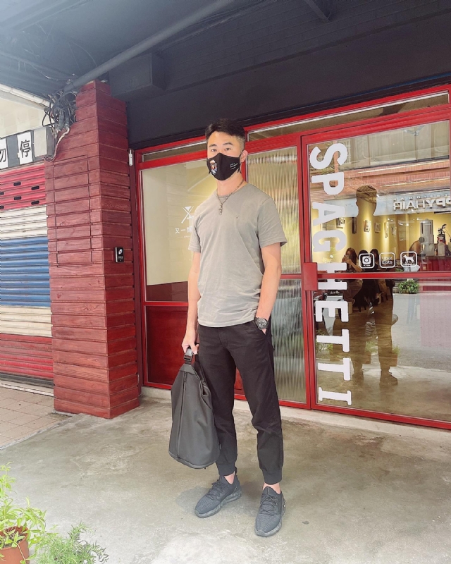 酒商安迪的第二张照片--九江相亲服务中心