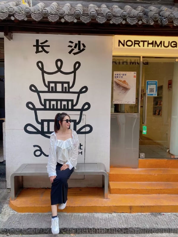 Lin的第二张照片--九江相亲服务中心