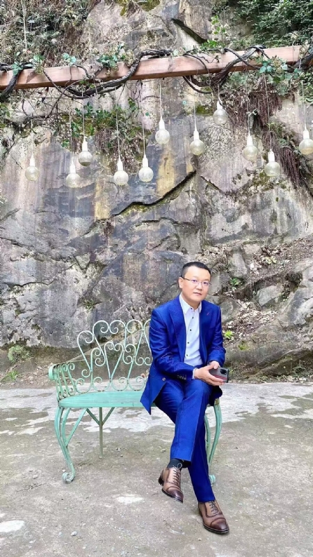 dikson的第一张照片--九江相亲服务中心