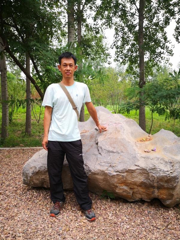 宠辱不惊的第一张照片--九江相亲服务中心