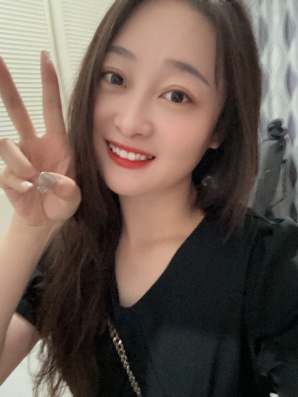 草莓的第一张照片--九江相亲服务中心