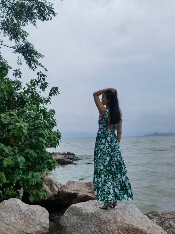 甜以待人的第四张照片--九江相亲服务中心