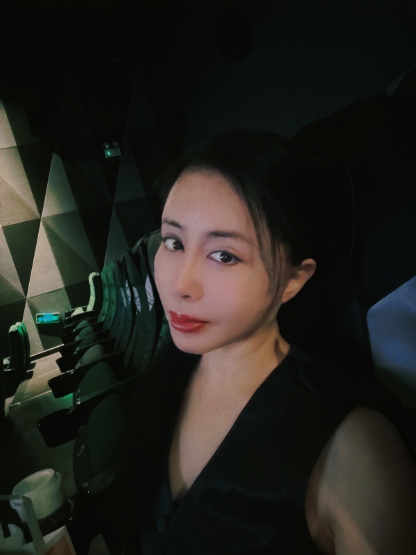 Moon的第一张照片--九江相亲服务中心