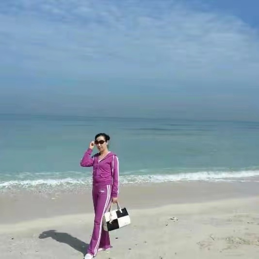 红红的第一张照片--九江相亲服务中心