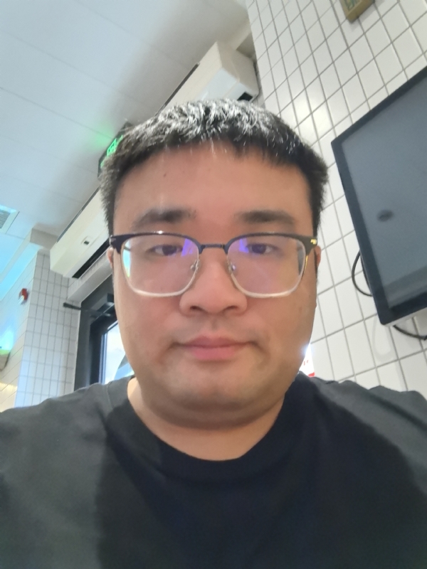 君临天下的第三张照片--九江相亲服务中心