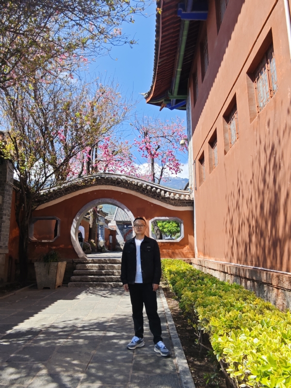 简单的第一张照片--九江相亲服务中心