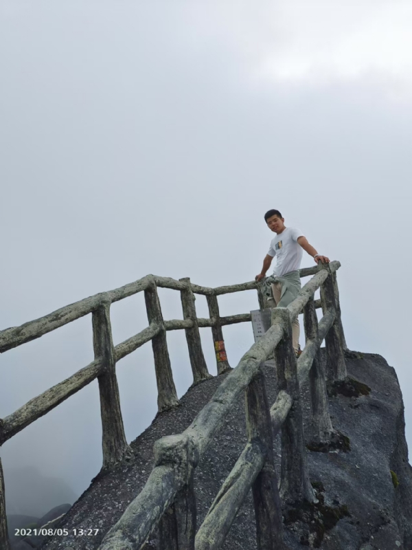 灰色轨迹的第一张照片--九江相亲服务中心