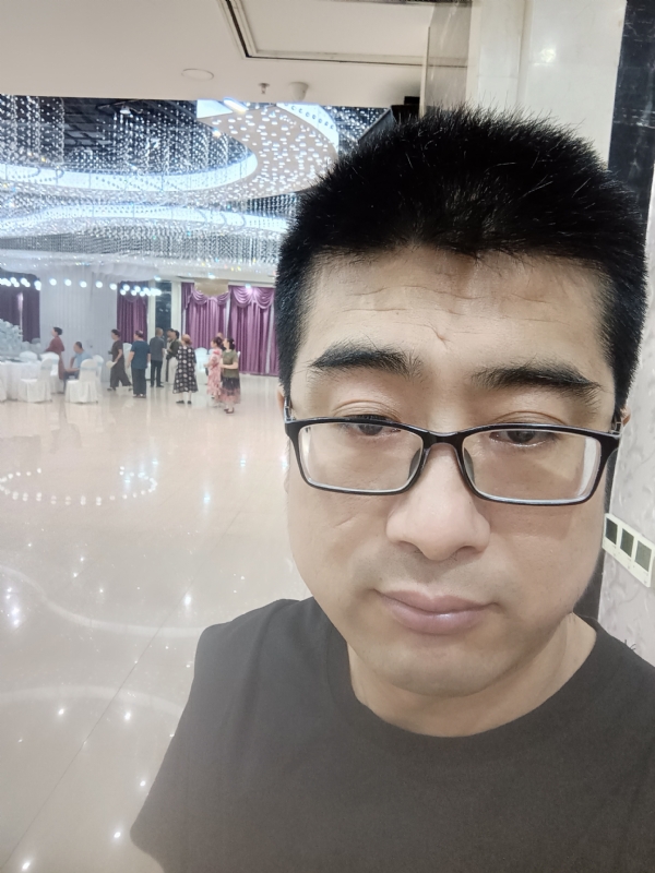 晴天的第三张照片--九江相亲服务中心