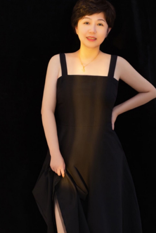 阿娜的第一张照片--九江相亲服务中心