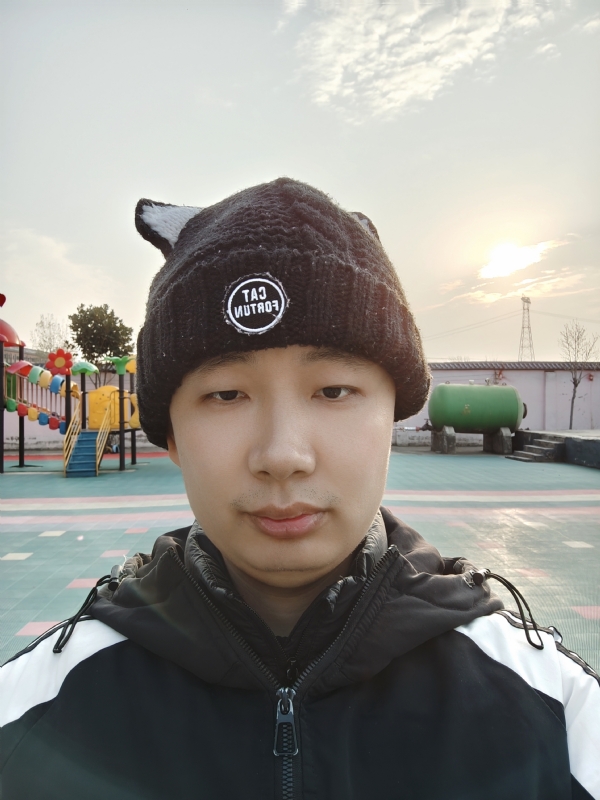 王连杰的第一张照片--九江相亲服务中心