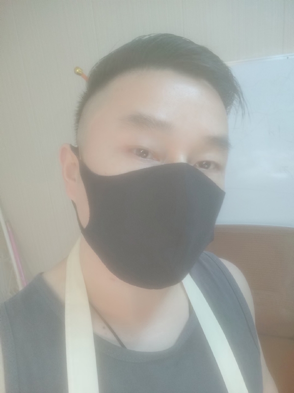 Poluk秦的第二张照片--九江相亲服务中心