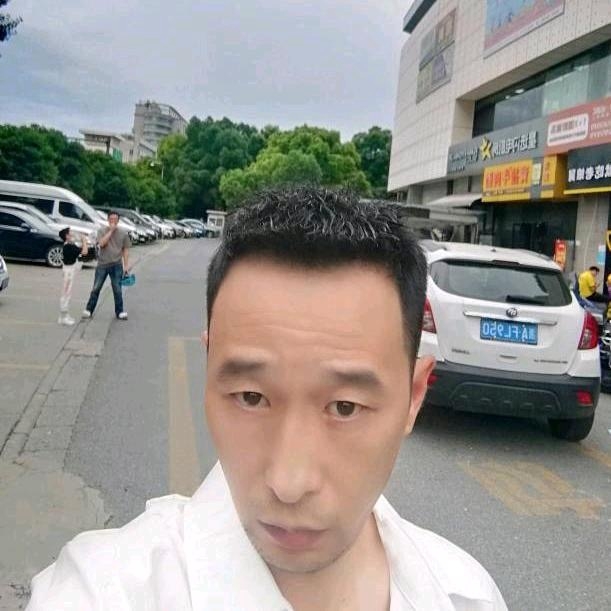 小林的第三张照片--九江相亲服务中心