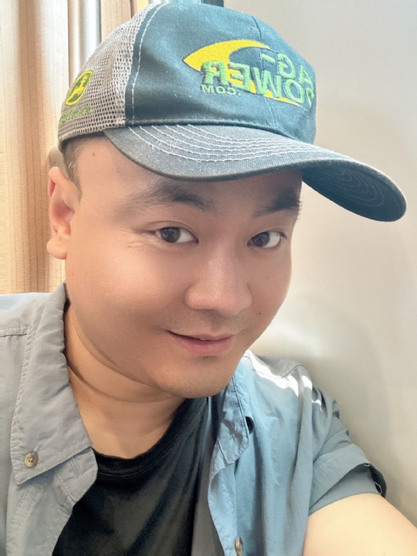 冰的第二张照片--九江相亲服务中心