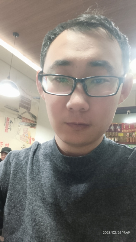 黑黑一笑的第一张照片--九江相亲服务中心