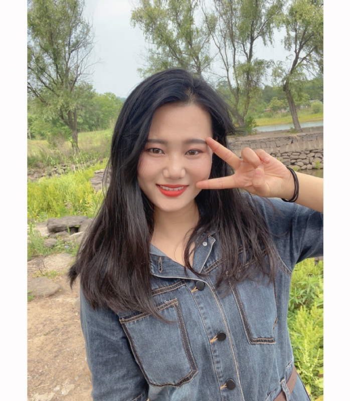 月亮的第一张照片--九江相亲服务中心