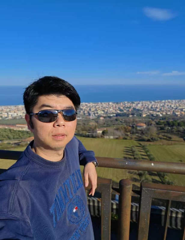 平心静气的第一张照片--九江相亲服务中心