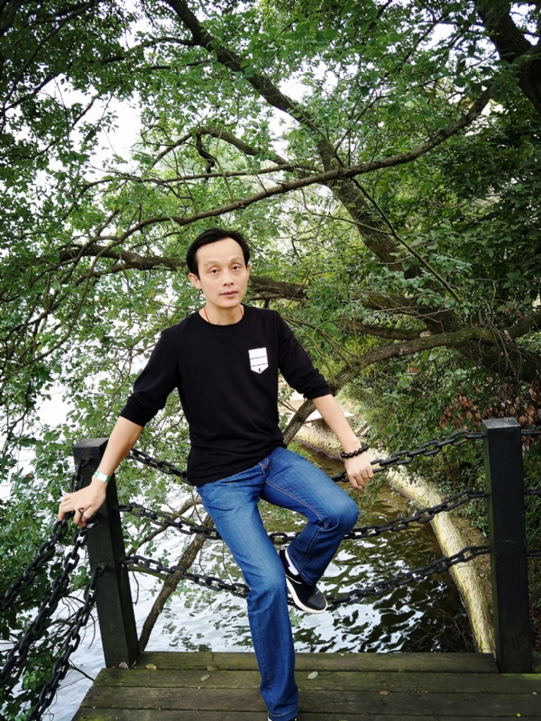 易进的第一张照片--九江相亲服务中心