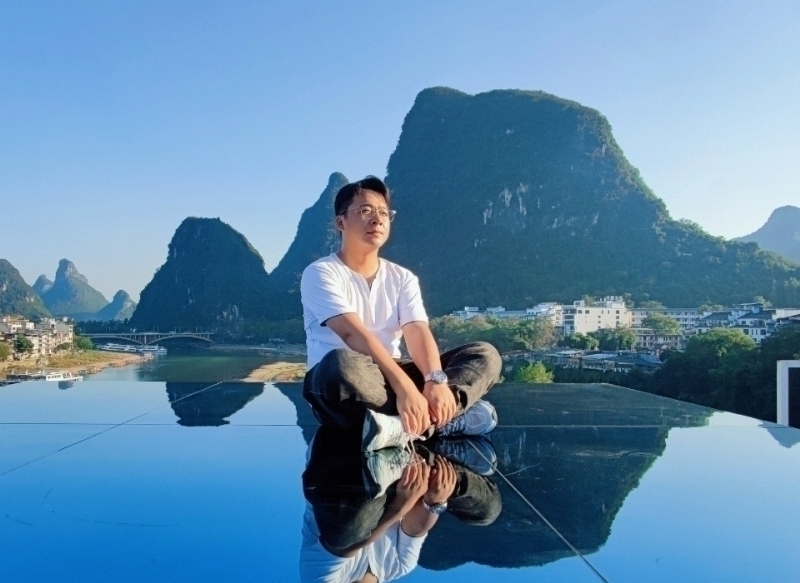 墨痕的第一张照片--九江相亲服务中心