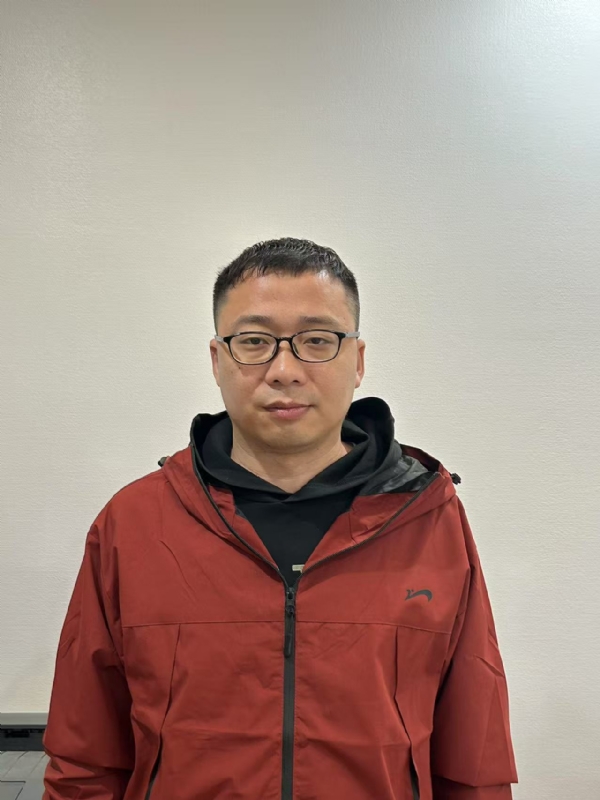 小石头的第二张照片--九江相亲服务中心