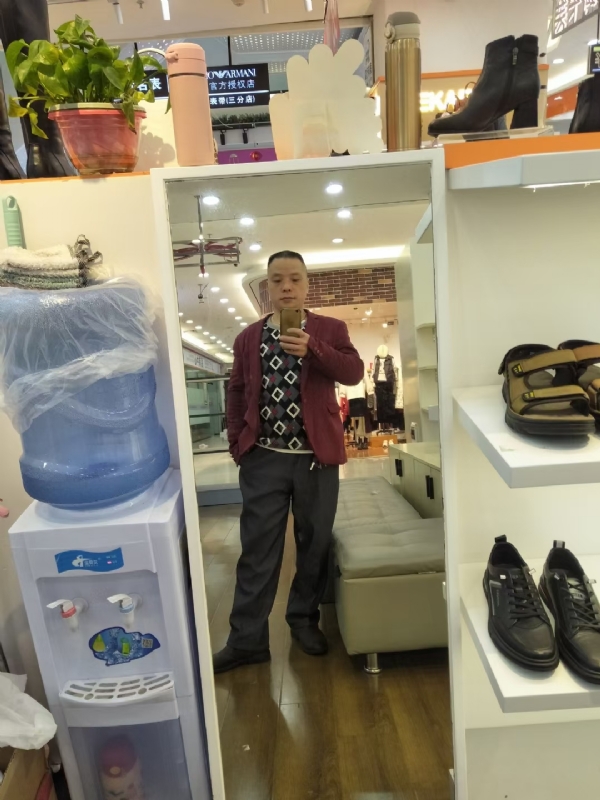 真诚征婚的第四张照片--九江相亲服务中心