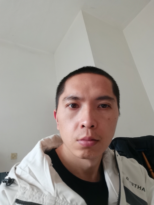 至诚的第一张照片--九江相亲服务中心