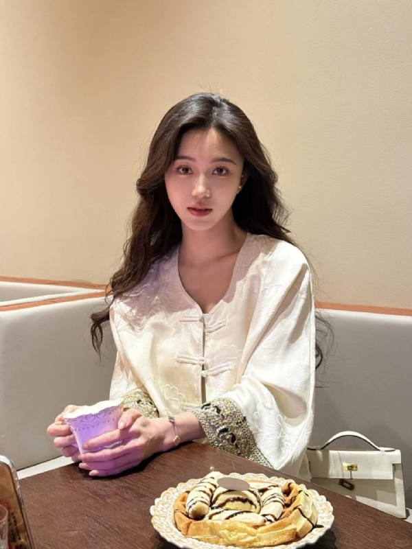 Anna的第二张照片--九江相亲服务中心