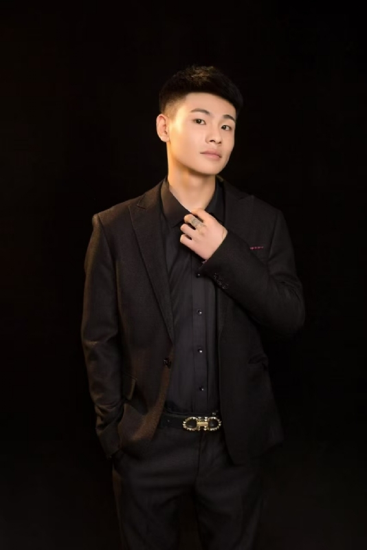 刘小船的第一张照片--九江相亲服务中心