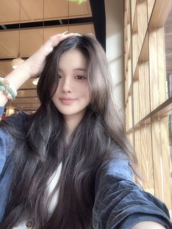 ChanBecky的第一张照片--九江相亲服务中心