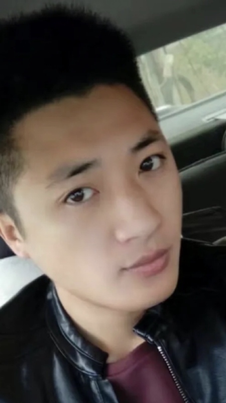 小汤米的第二张照片--九江相亲服务中心