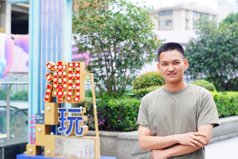 陌上烟雨的第一张照片--九江相亲服务中心