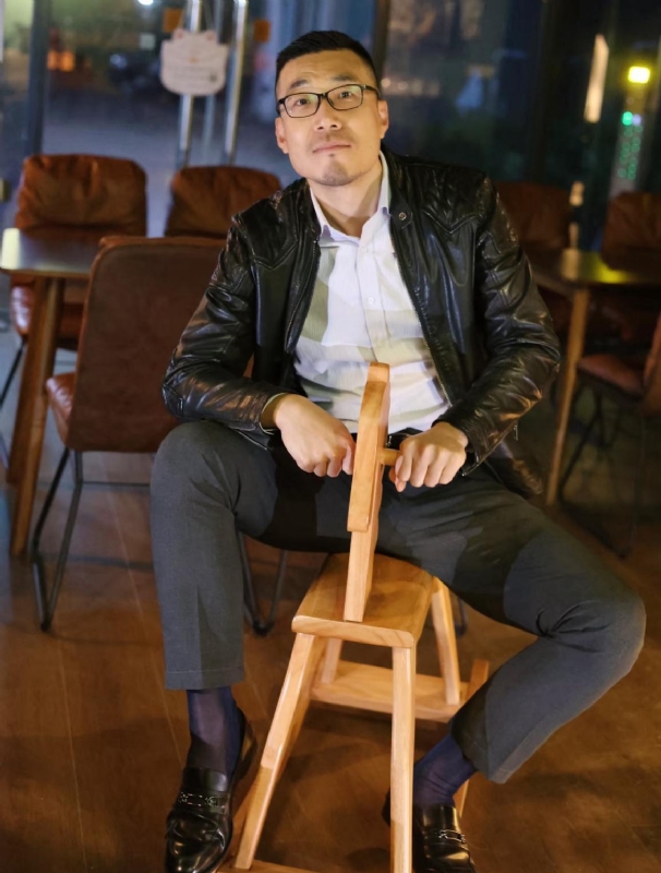 Lee的第一张照片--九江相亲服务中心