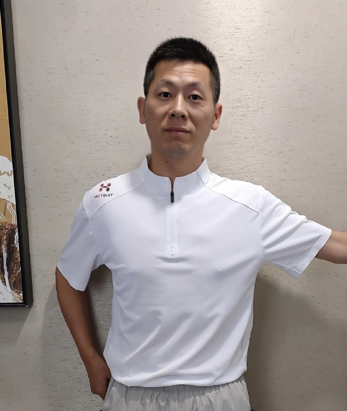 红旗下长大的第一张照片--九江相亲服务中心