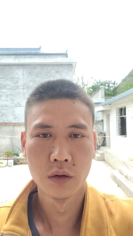 简单点的第一张照片--九江相亲服务中心